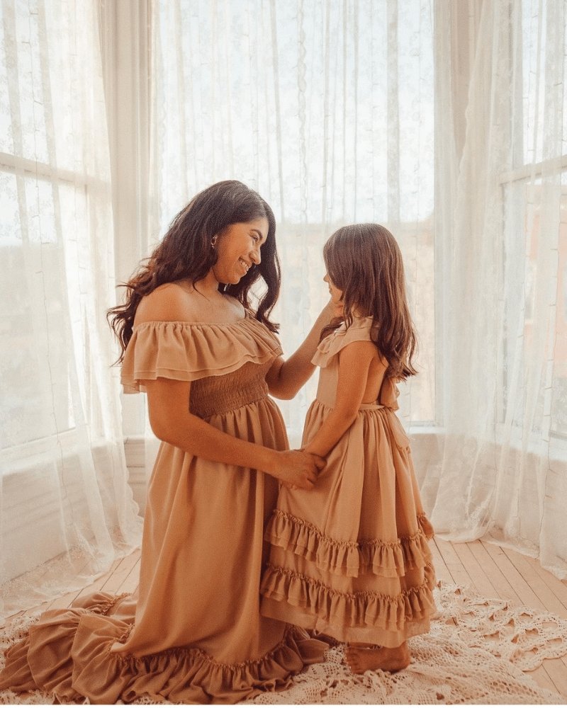 Women's Outfits & Items