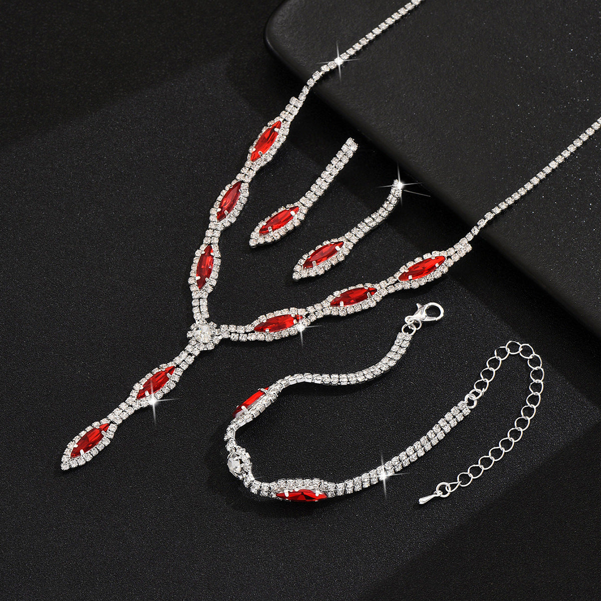 Chinese Wedding Bridal Jewelry Necklace Earrings 3-Piece Suit Banquet Dress Fashion Versatile Elegant Accessories Wholesale