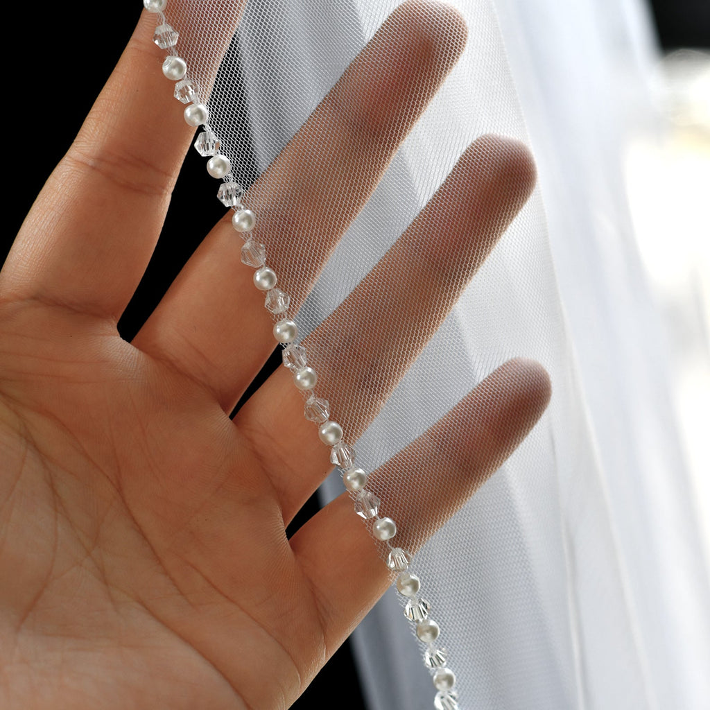 V34-I ivory pearl mesh veil