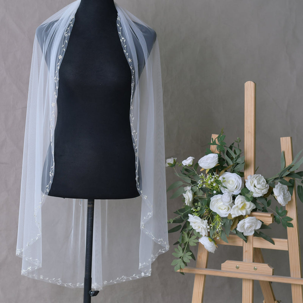 V127-IY1 white mesh veil