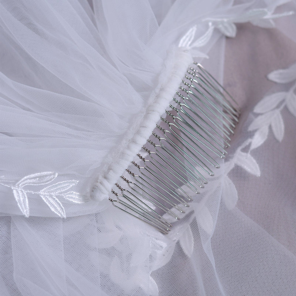 V129-WY1 white lace mesh hair comb