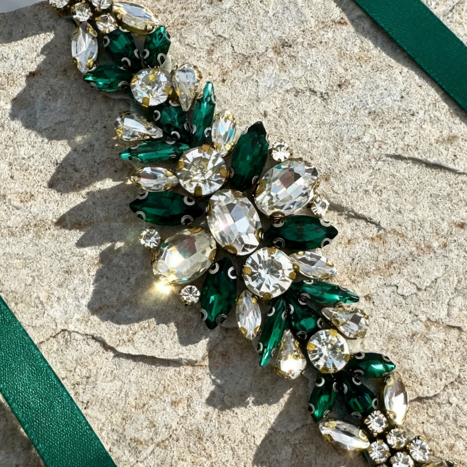 BS128GKL emerald rhinestone belt