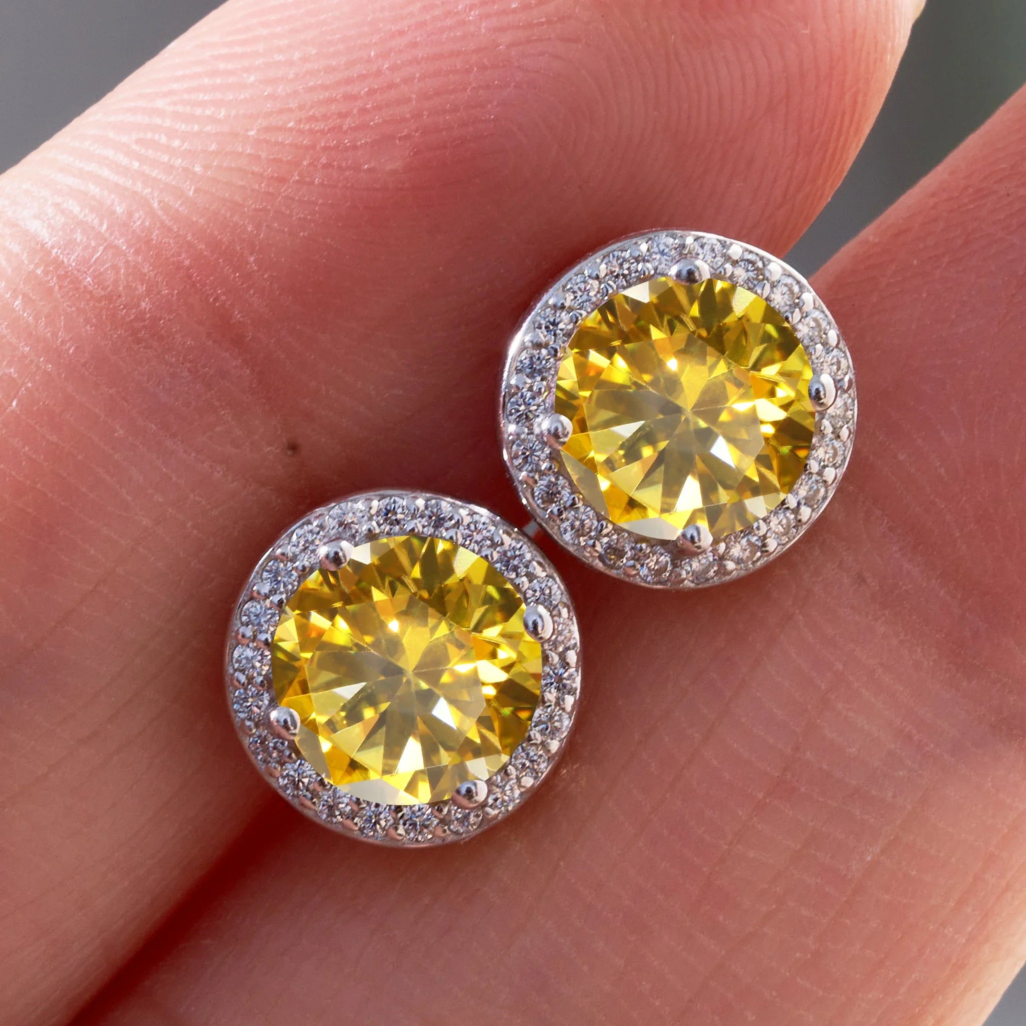 925 Sterling Silver 1ct Moissanite Round Stud Earrings Bridal Wedding Gift