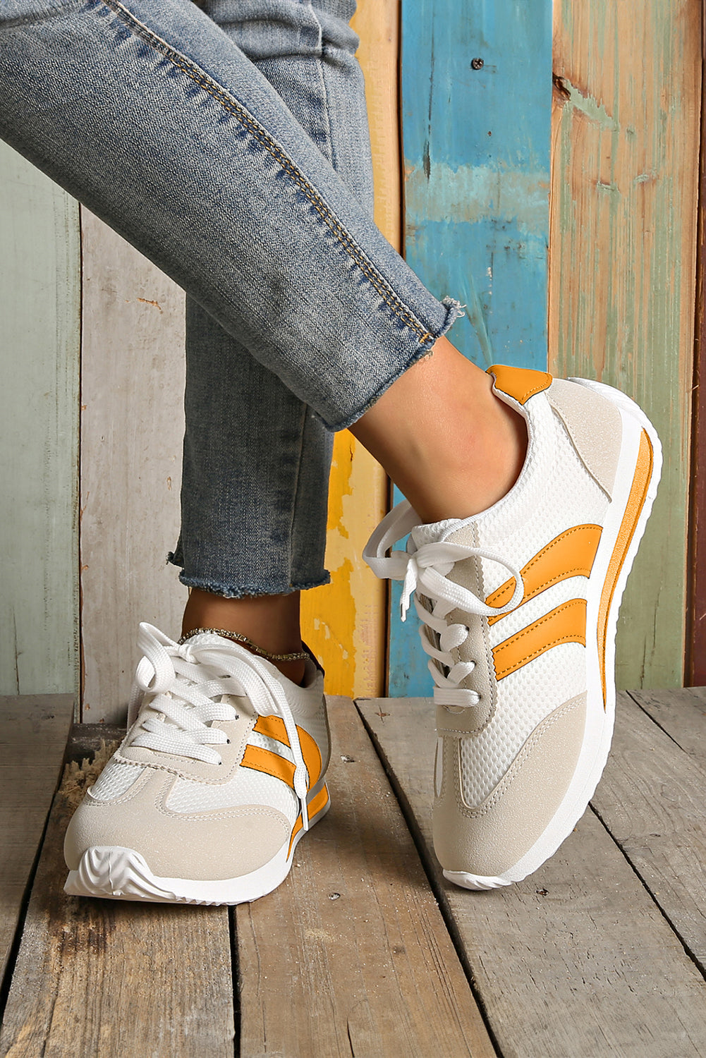 Karter Breathable Lace-up Sneakers - Threaded Pear