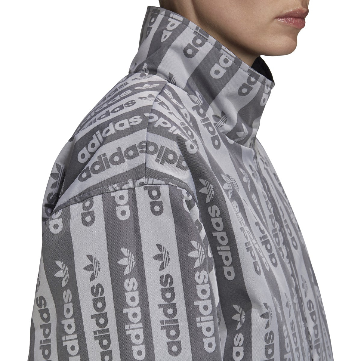 [FQ2411] Mens Adidas Reversible Jacket by SNEAKAR