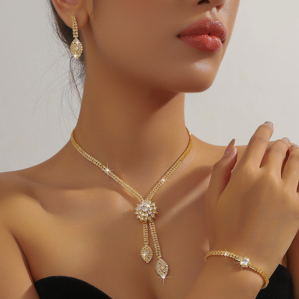 Fashion Creative Wedding Zircon Flower Bridal Jewelry Set