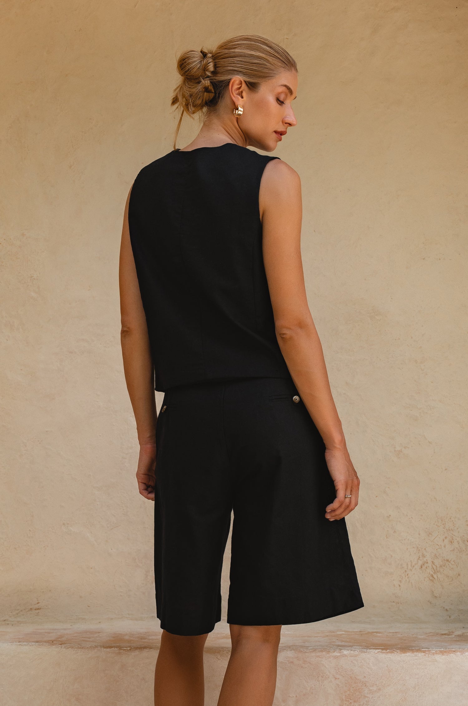Paige Linen Vest by Bali Lane