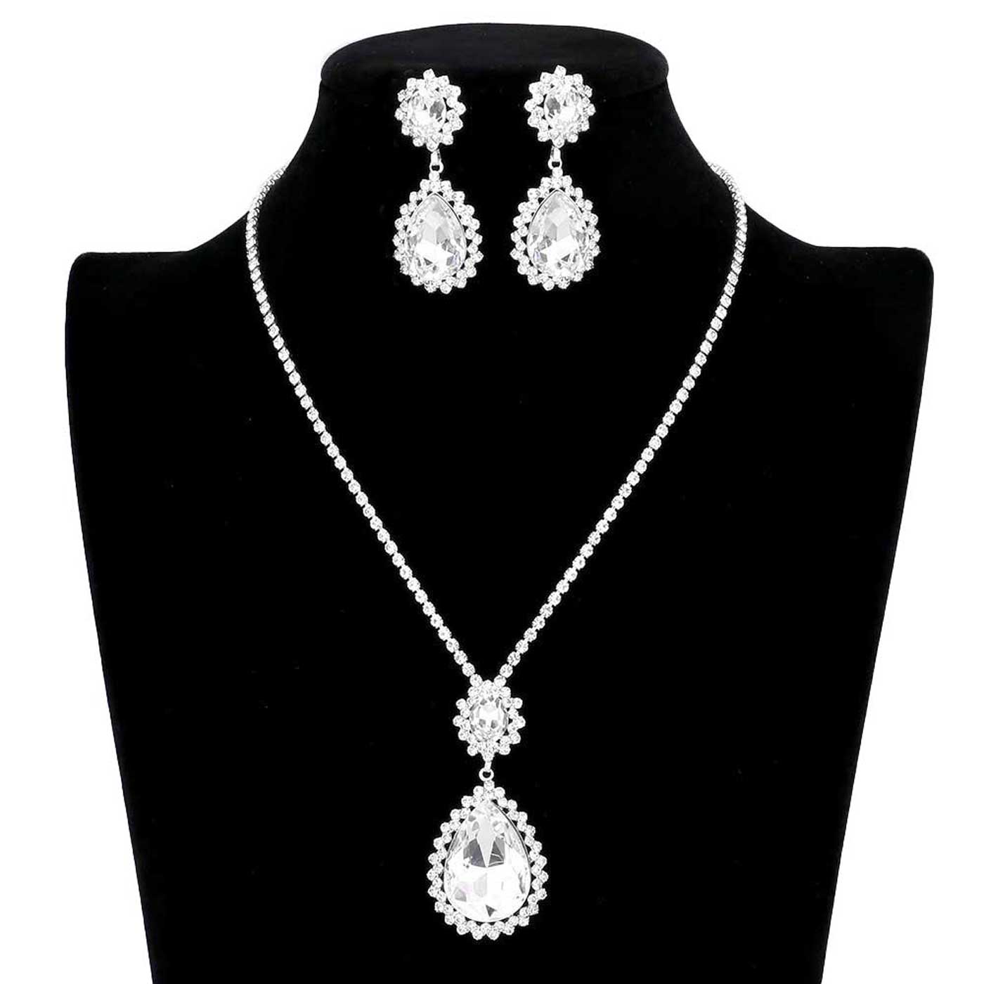 Silver Teardrop Accented Rhinestone Necklace. These gorgeous rhinestone pieces will show your class in any special occasion. The elegance of these rhinestone goes unmatched, great for wearing at a party! Perfect jewelry to enhance your look. Awesome gift for birthday, Anniversary, Valentine‚Äôs Day or any special occasion.