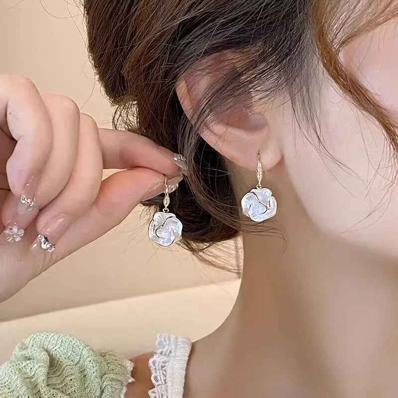 Women's Luxury Camellia Flower Geometric Earrings Alloy Jewelry 2.7x1.3 cm