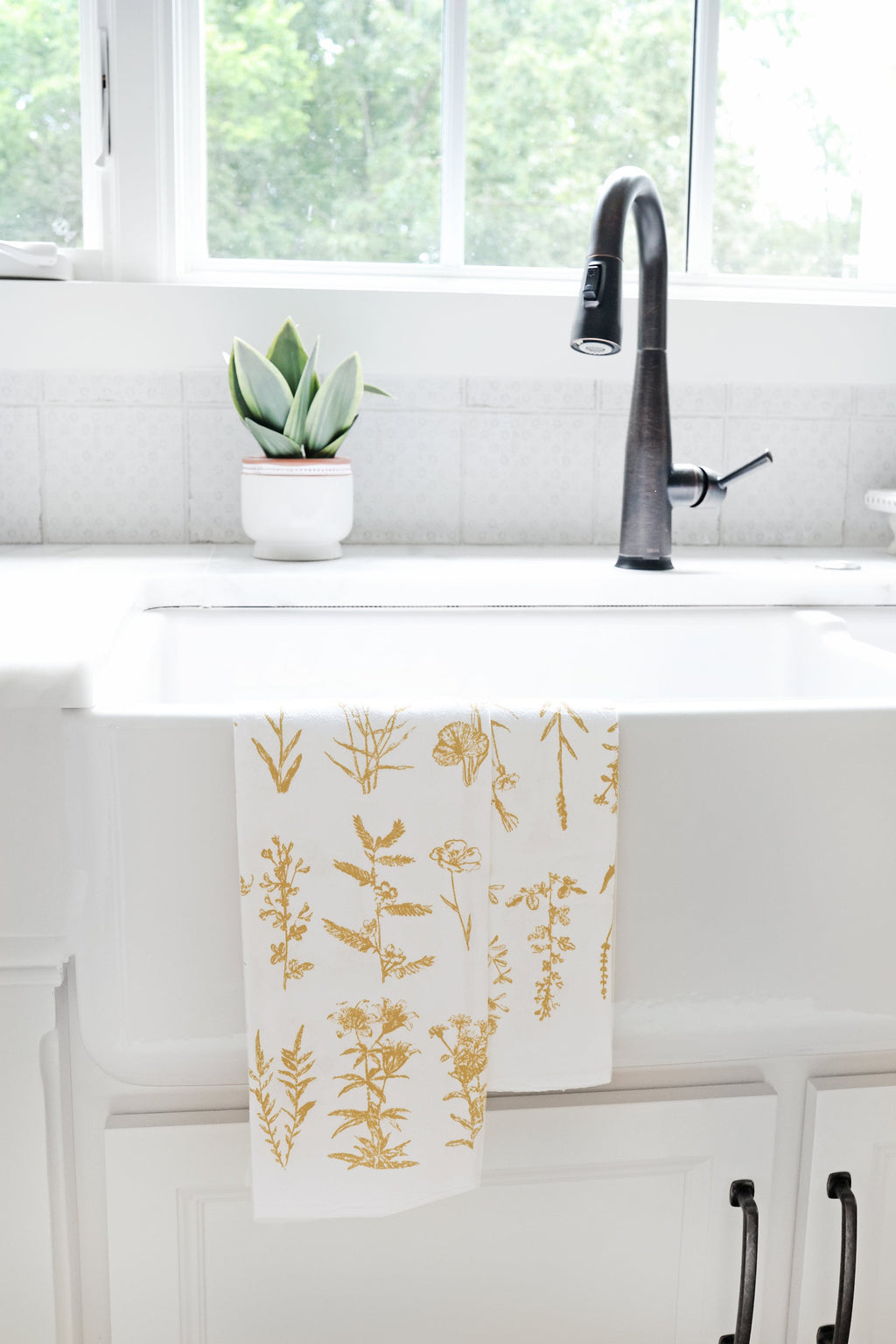 Wild Flower Tea Towel  |  cottagecore mothers day flour sack tea towel floral dish towel pastel kitchen grandmillennial plant lover gift